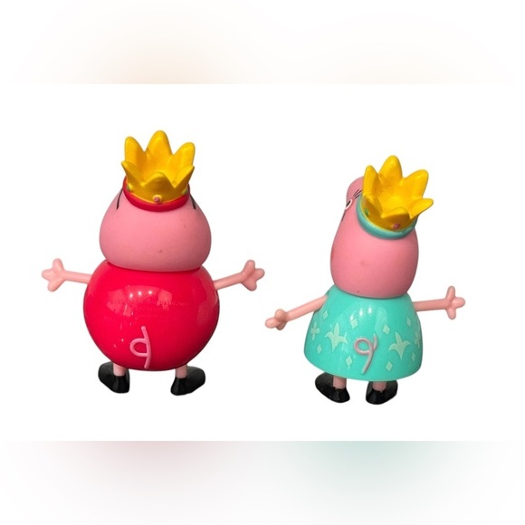 Peppa Pig Castle King & Queen Mommy & Daddy Pig Toy Figures - Picture 4 of 6